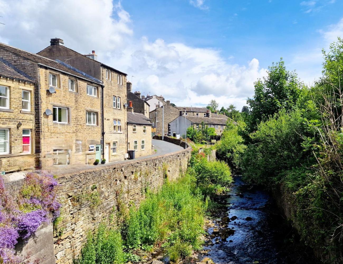 The Old Wash Kitchen - Charming Character Cottage In Holmfirth, Yorkshire Dış mekan fotoğraf