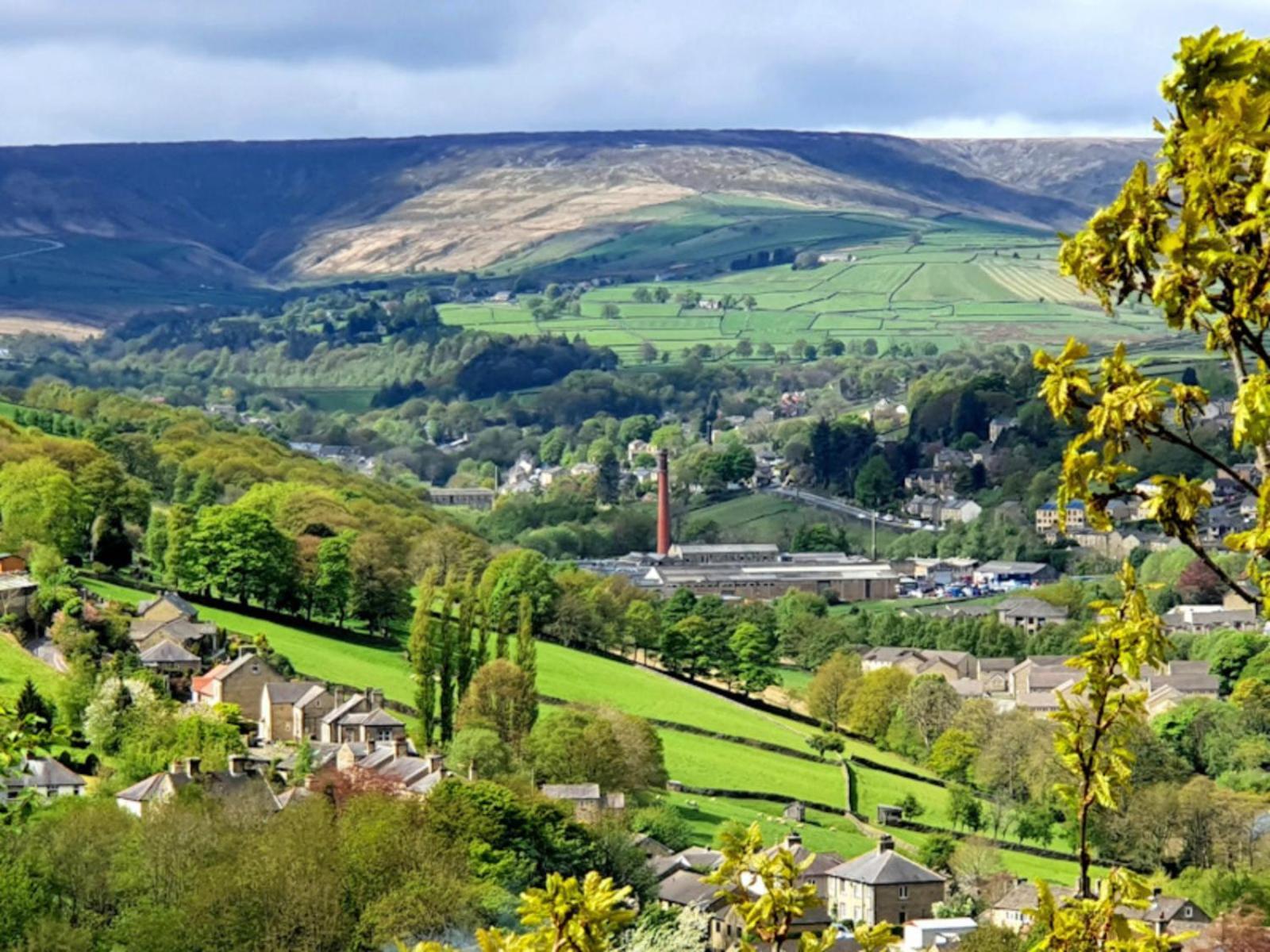 The Old Wash Kitchen - Charming Character Cottage In Holmfirth, Yorkshire Dış mekan fotoğraf